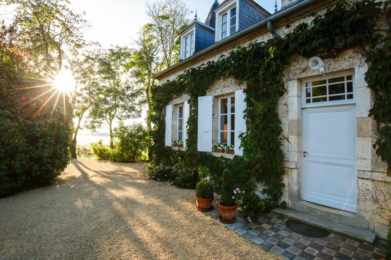 Domaine De L'Ermitage Bed & Breakfast Berry-Bouy Exterior photo